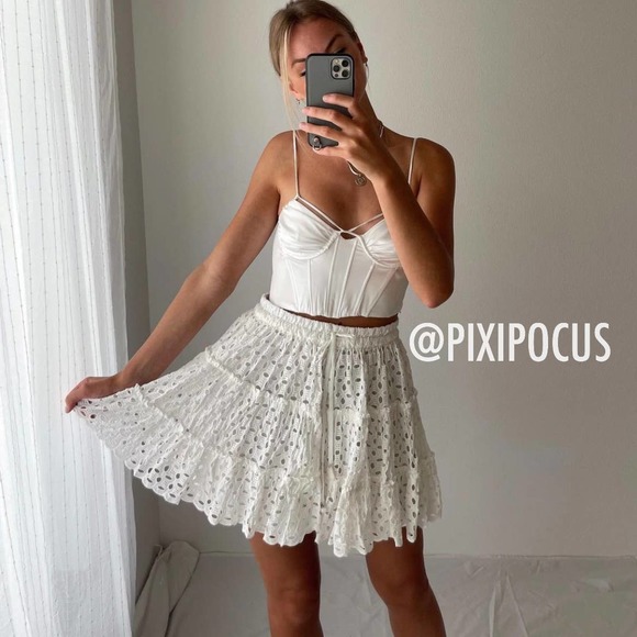 Zara | Skirts | Zara Eyelet Embroidered Tiered Skirt White S